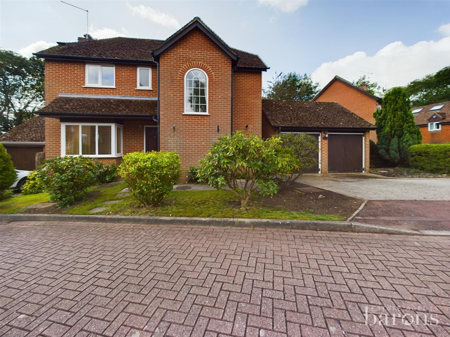 Basingstoke Estate Agents, Basingstoke For Sale, Barons Estate Agents